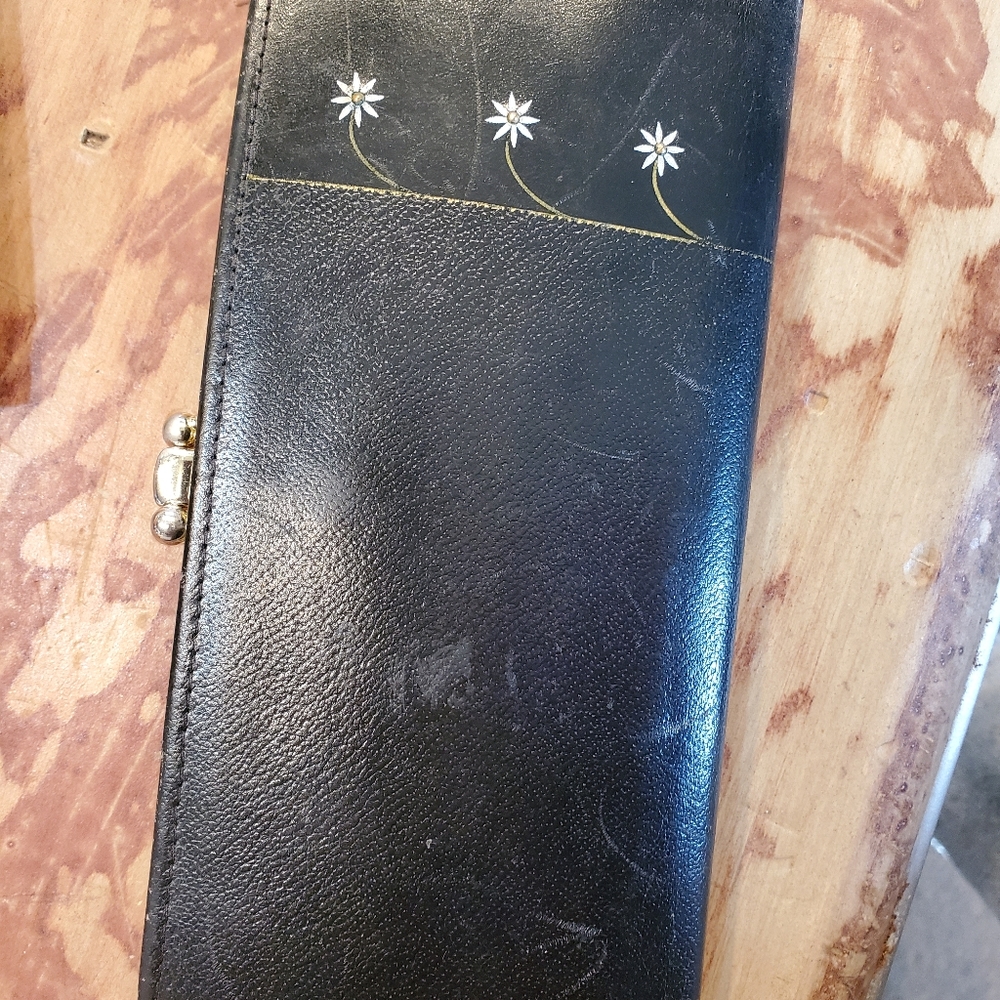 Vintage Lady Buxton Saddle Cowhide Black wallet